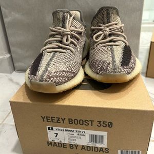 Yeezy Zyon w/ Box